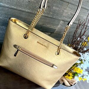 NWT Michael Kors Jet Set medium tote